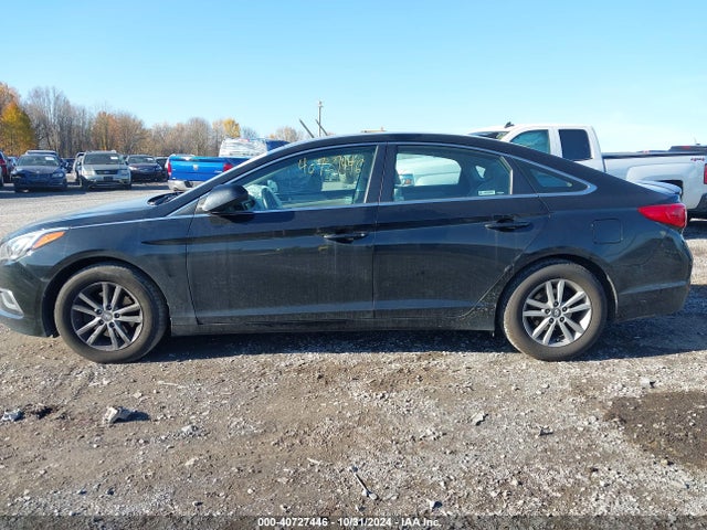 Hyundai SONATA SE 2017 5NPE24AF2HH486917 Image 14