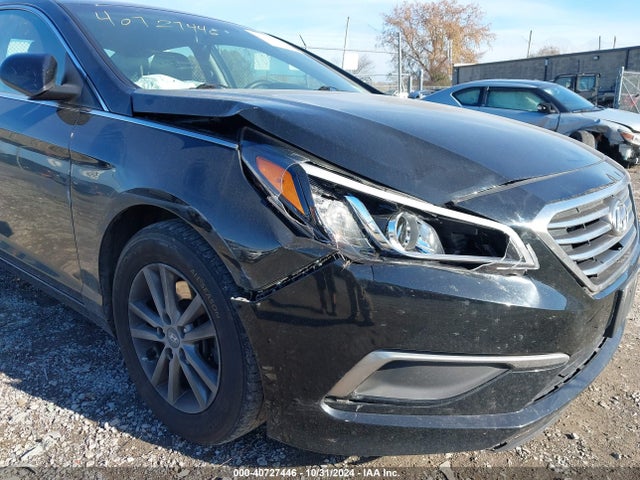 Hyundai SONATA SE 2017 5NPE24AF2HH486917 Image 6