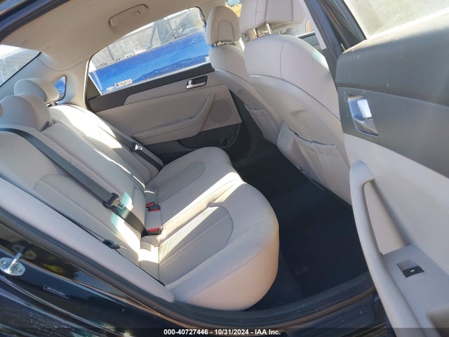 Hyundai SONATA SE 2017 5NPE24AF2HH486917 Image 8