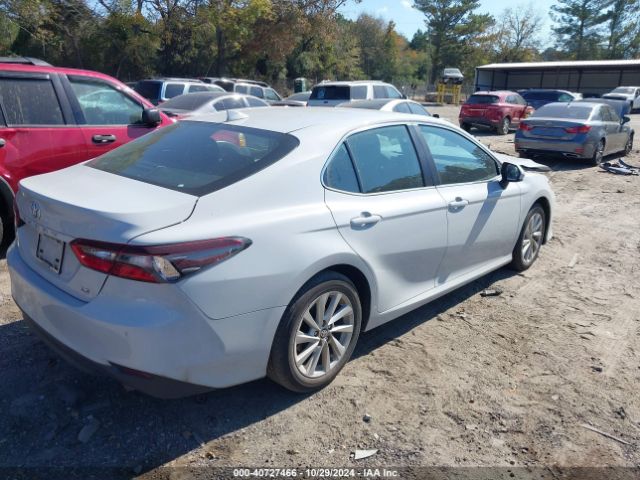 4T1C11AKXRU211451 Toyota CAMRY LE