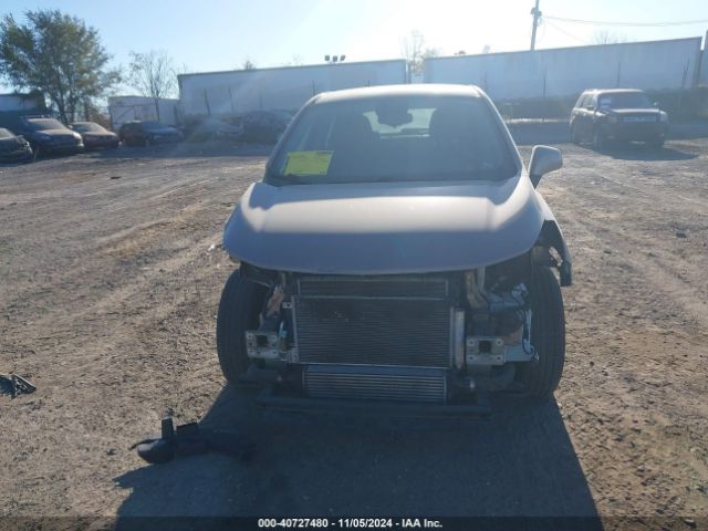 3GNCJKSB6JL409118 Chevrolet TRAX LS