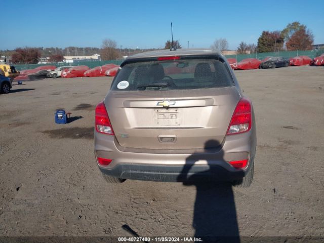 3GNCJKSB6JL409118 Chevrolet TRAX LS