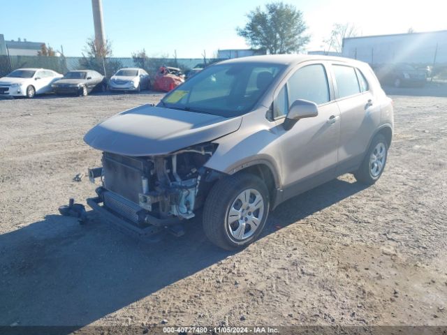 3GNCJKSB6JL409118 Chevrolet TRAX LS