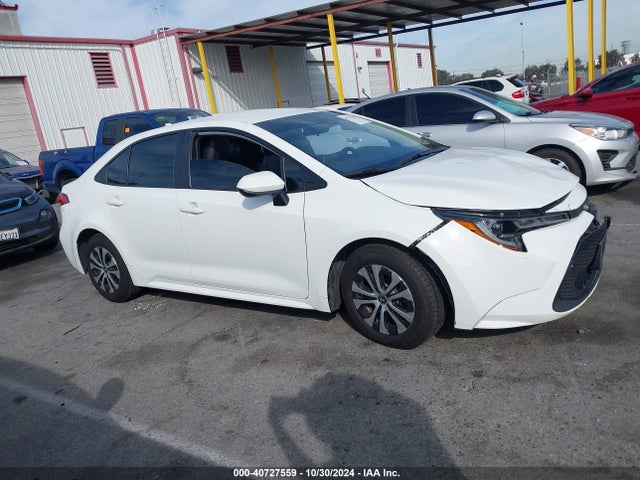 Toyota Corolla Hybrid Le 2022 JTDEAMDE5N3002512 Image 13