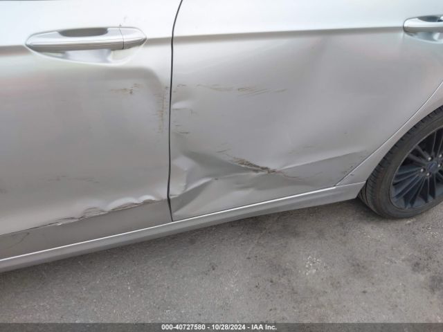 3FA6P0HD5GR366422 Ford FUSION SE