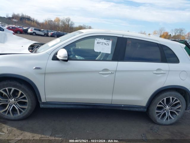 JA4AR3AW2JZ018649 Mitsubishi Outlander Sport 2.4 Se