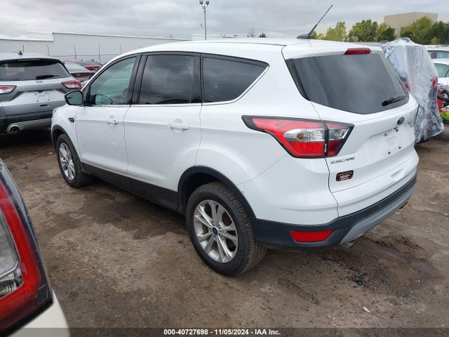 Ford ESCAPE SE 2017 1FMCU9G99HUA53614 Image 3