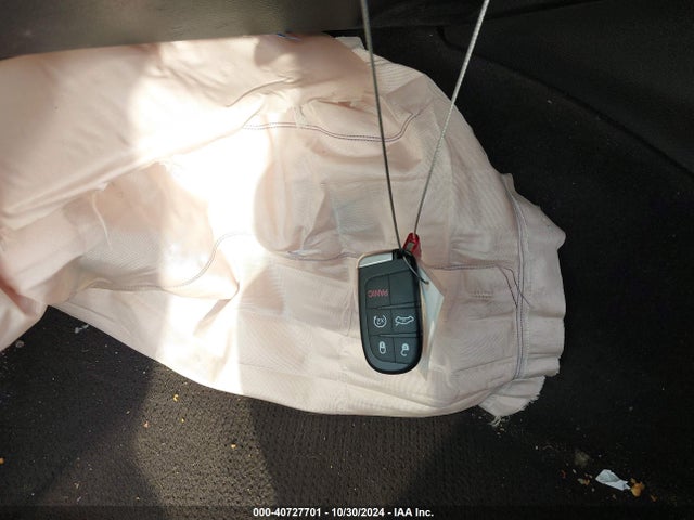 2C3CCAAG4JH308604 Chrysler 300 Touring