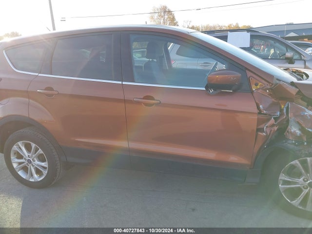 Ford ESCAPE SE 2017 1FMCU0GD9HUE89055 Image 13