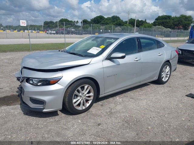 1G1ZD5ST0JF173654 Chevrolet MALIBU LT