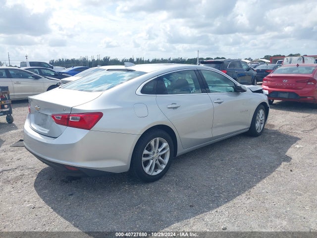 1G1ZD5ST0JF173654 Chevrolet MALIBU LT