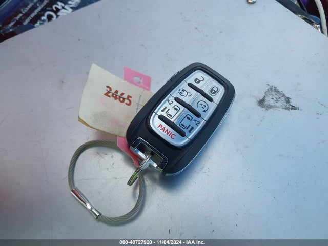 2C4RC1CG3PR534395 Chrysler Voyager Lx