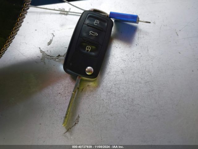 1VWBA7A36JC007958 Volkswagen Passat 2.0t Se