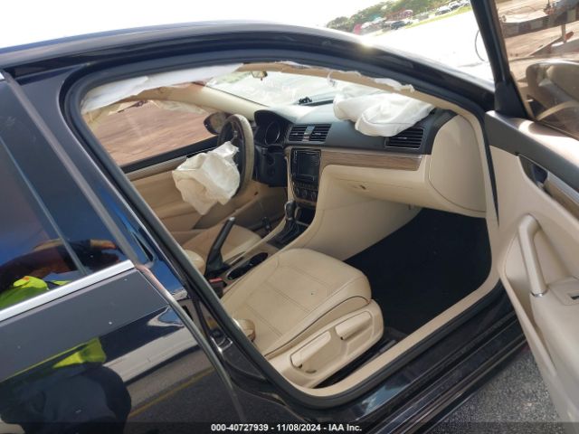 1VWBA7A36JC007958 Volkswagen Passat 2.0t Se