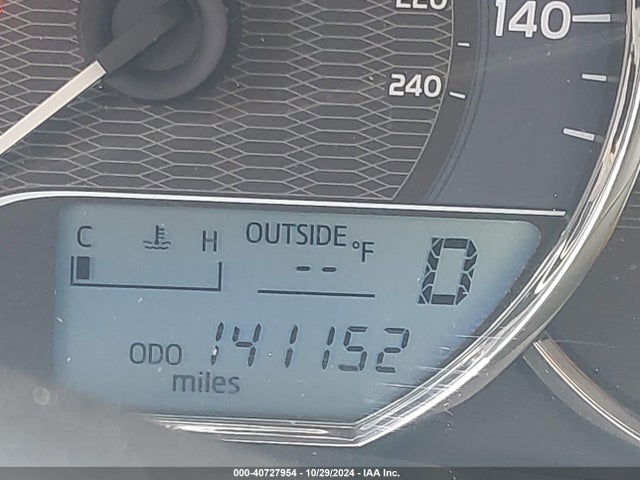 Toyota COROLLA LE 2015 5YFBURHE2FP339360 Image 16