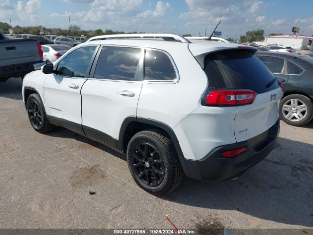 1C4PJMCB9JD564210 Jeep Cherokee Latitude 4x4