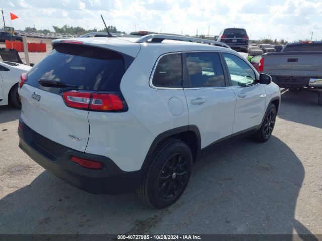 1C4PJMCB9JD564210 Jeep Cherokee Latitude 4x4