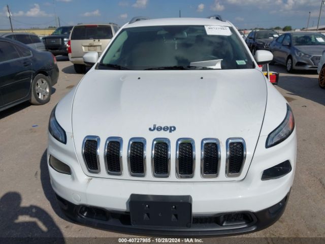 1C4PJMCB9JD564210 Jeep Cherokee Latitude 4x4