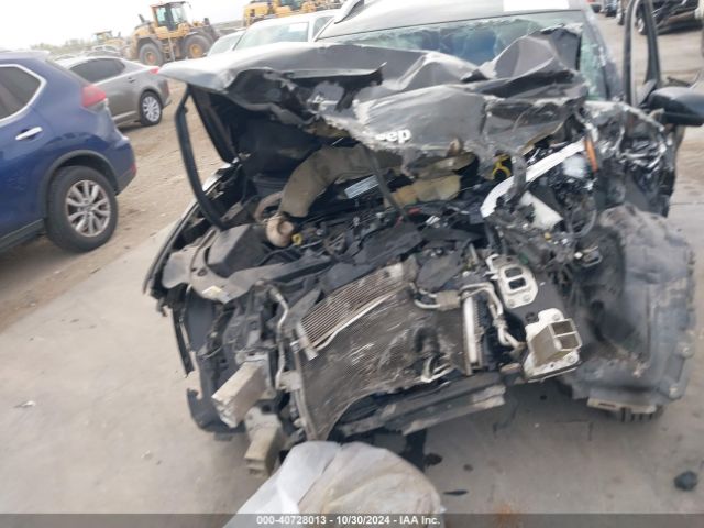 1C4PJLLB1KD204196 Jeep Cherokee Latitude Plus Fwd
