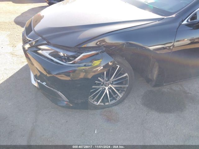 58ADA1C16RU043485 Lexus ES 300H