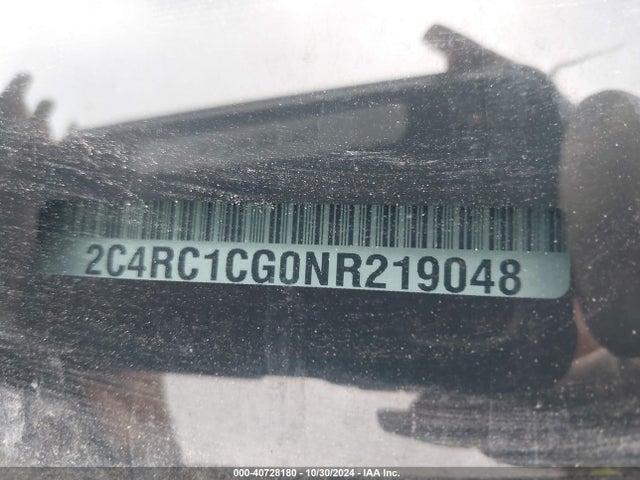 2C4RC1CG0NR219048 Chrysler Voyager Lx