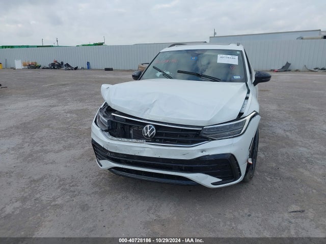 3VVCB7AX3PM125000 Volkswagen Tiguan 2.0t Se R-line Black