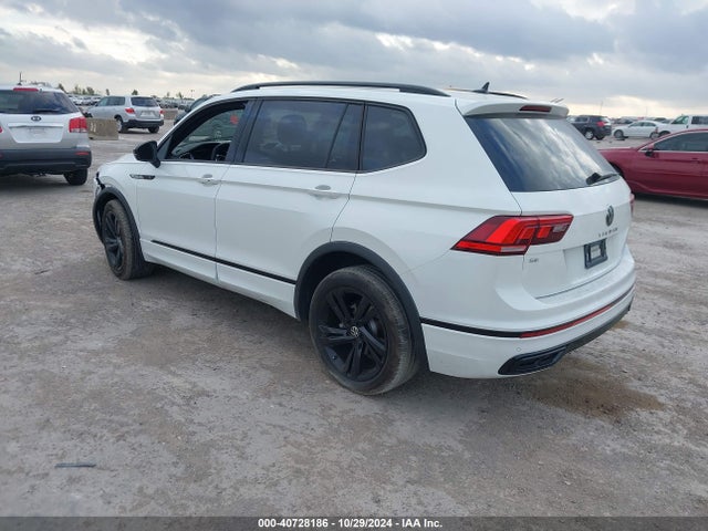 3VVCB7AX3PM125000 Volkswagen Tiguan 2.0t Se R-line Black