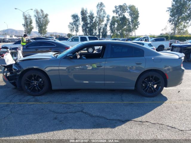 2C3CDXHG7JH281310 Dodge Charger Sxt Plus Rwd