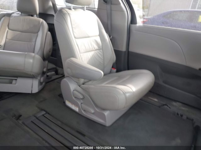 5TDYK3DCXFS643030 Toyota Sienna Xle/limited