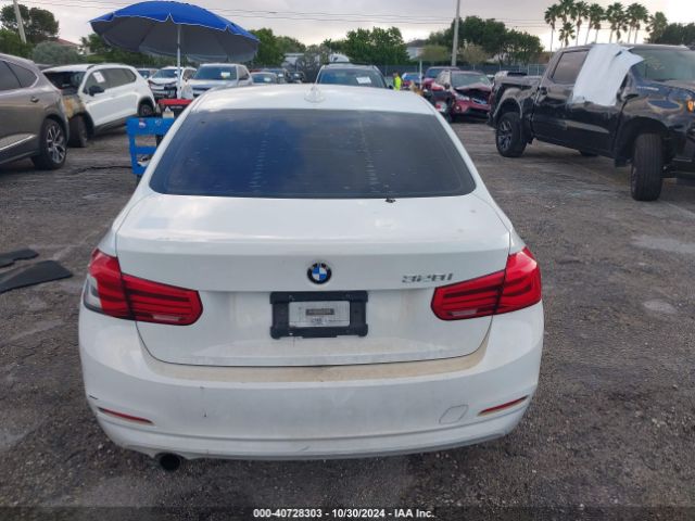 WBA8A9C58GK615614 BMW 320i
