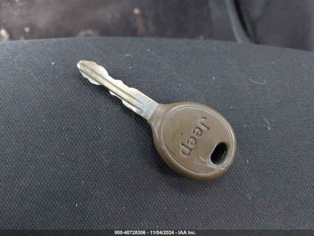 1C4AJWAG5GL257194 Jeep Wrangler Sport