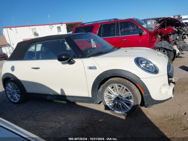 Mini Convertible Cooper S 2019 WMWWG9C59K3E39801 Image 13