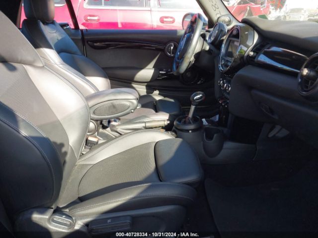 2019 MINI CONVERTIBLE WMWWG9C59K3E39801 Photo 4