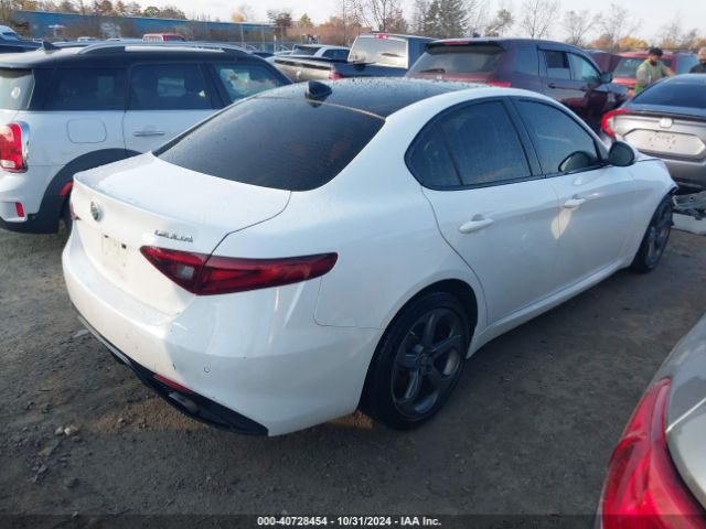 ZARFAEDN3J7589120 Alfa Romeo Giulia Awd
