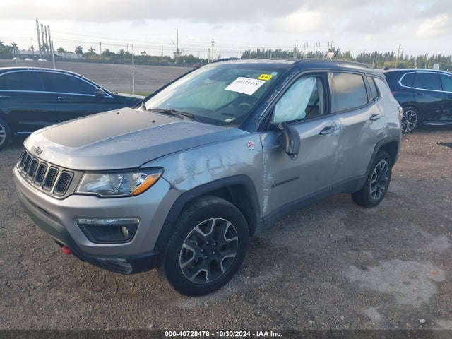 3C4NJDDB9KT747866 Jeep Compass Trailhawk 4x4