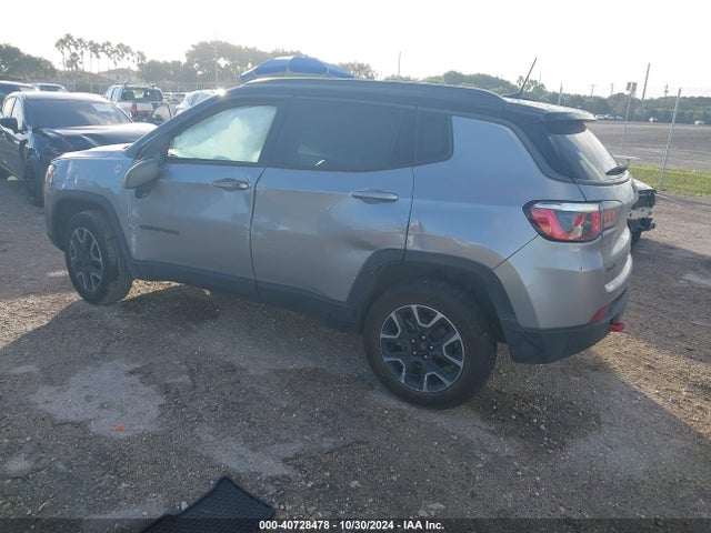 3C4NJDDB9KT747866 Jeep Compass Trailhawk 4x4