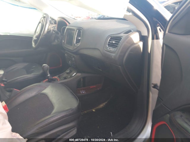 3C4NJDDB9KT747866 Jeep Compass Trailhawk 4x4