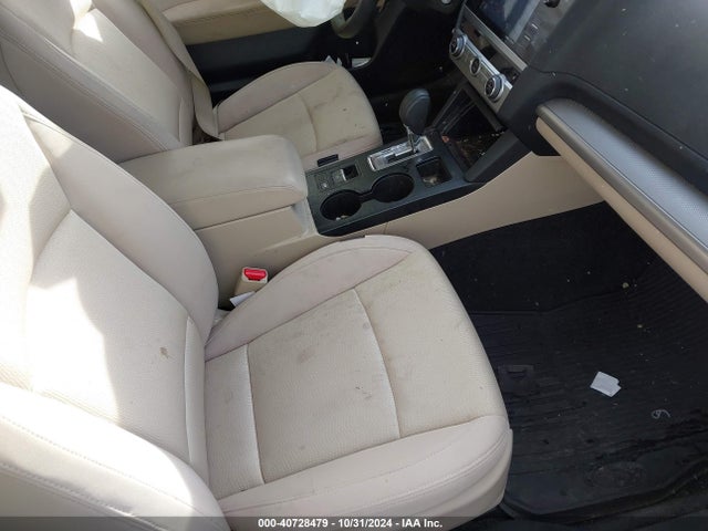 4S3BNAC68F3006880 Subaru Legacy 2.5i Premium