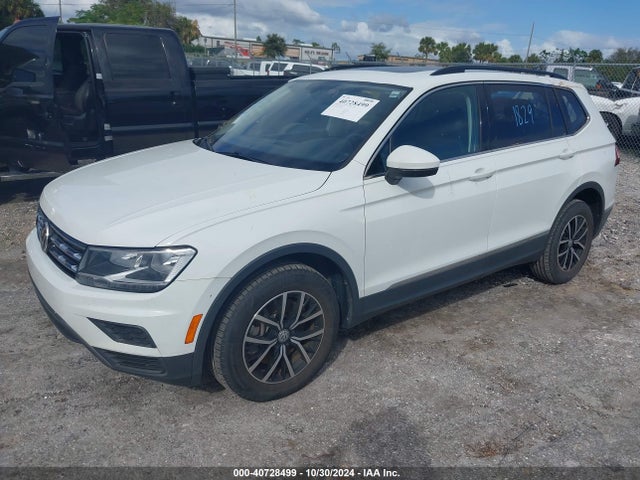 3VV3B7AX9MM120685 Volkswagen Tiguan 2.0t Se/2.0t Se R-line Black/2.0t Sel