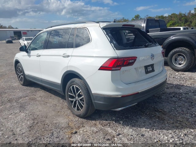 3VV3B7AX9MM120685 Volkswagen Tiguan 2.0t Se/2.0t Se R-line Black/2.0t Sel