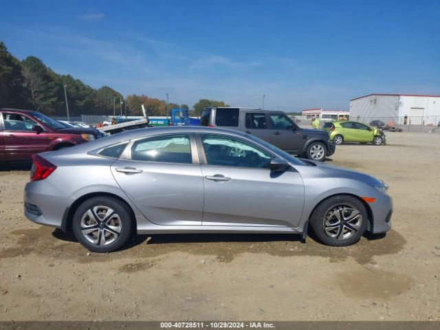2HGFC2F57JH566588 Honda Civic Lx