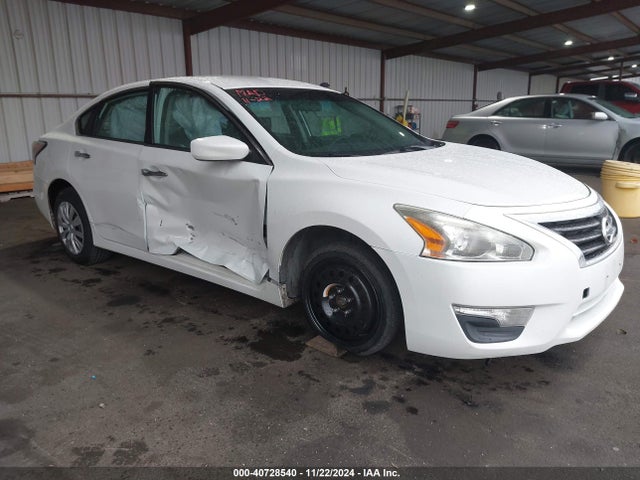 Nissan Altima 2.5 S 2014 1N4AL3AP3EN379939 Image 1