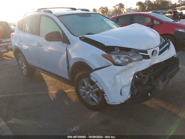 Toyota RAV4 LE 2015 JTMZFREV6FD057187 Image 1