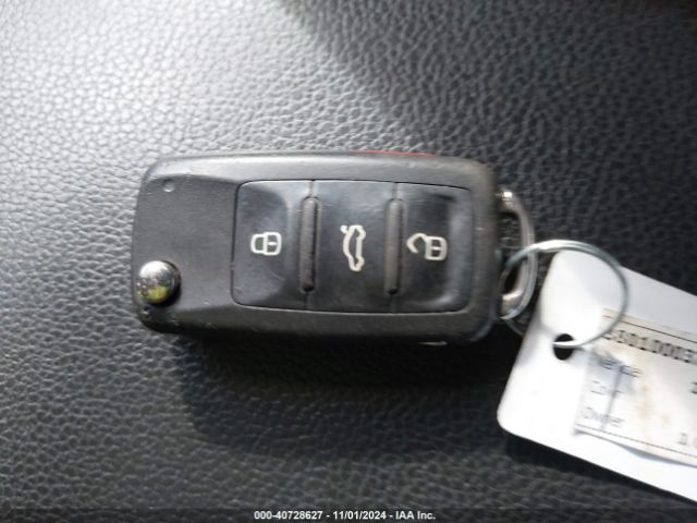 3VWDB7AJ8HM204742 Volkswagen Jetta 1.4t Se