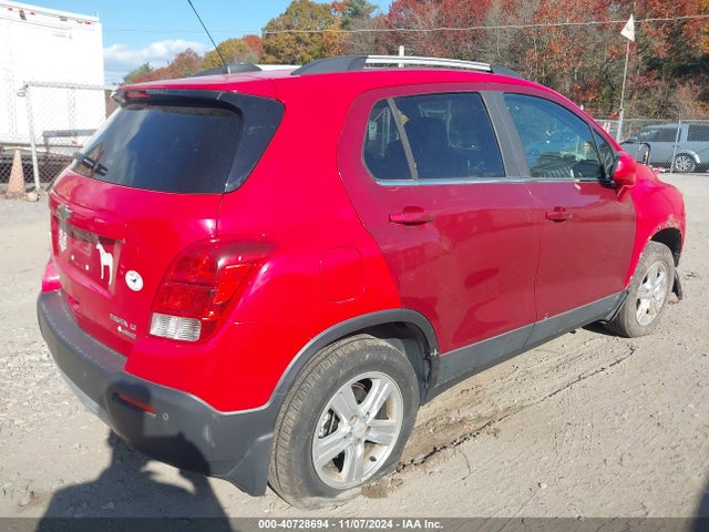 KL7CJRSB7FB081702 Chevrolet Trax Lt