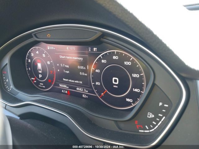 WA1BNAFY6J2239114 Audi Q5 2.0t Premium/2.0t Tech Premium