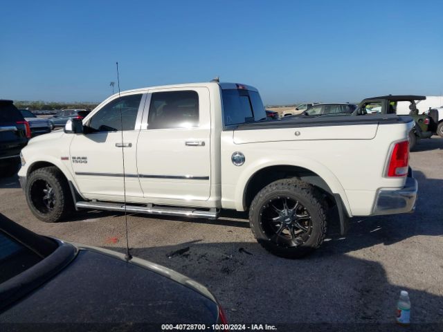 1C6RR7NT8HS667642 RAM 1500 Laramie  4x4 5'7 Box