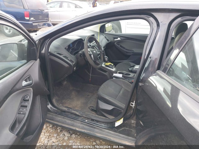 Ford FOCUS SE 2014 1FADP3F21EL232867 Image 13