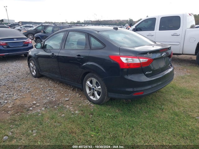 Ford FOCUS SE 2014 1FADP3F21EL232867 Image 3