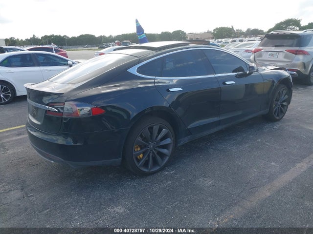 2013 TESLA MODEL S 5YJSA1CP2DFP13364 Photo 3